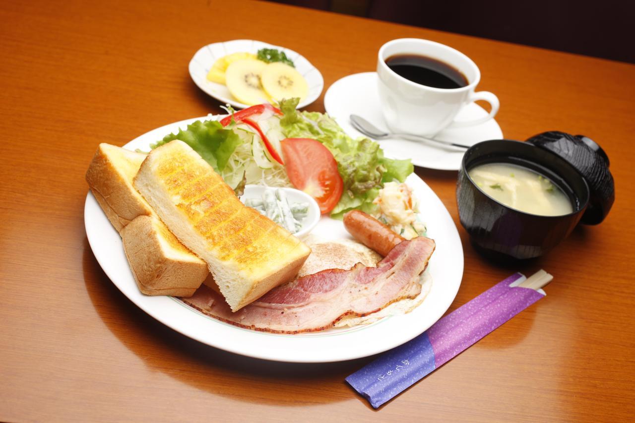 ビジネスホテルくどう 延岡市 エクステリア 写真